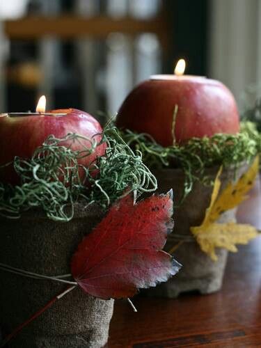 Fall table decoration Country Thanksgiving Decorations, Fall Fireplace, Deco Champetre, Diy Thanksgiving, Fall Deco, Thanksgiving Centerpieces, Fabulous Fall, Diy Centerpieces, Fall Centerpiece