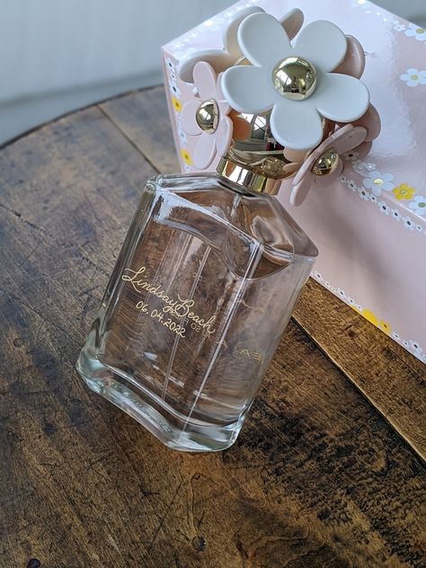 Engraved Perfume, Bottle Engraving, Marc Jacobs Daisy Perfume, Letters Calligraphy, Daisy Perfume, Wedding Perfume, Bridesmaid Groomsmen Gifts, Fragrance Bottles, Cologne Bottle