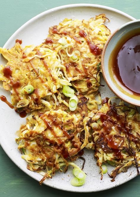 Crisp, savoury and comforting, this easy version of Japanese okonomiyaki cabbage pancakes is quick to prepare down to the cheaty sauce. Okonomiyaki Rezept, Cabbage Pancakes, Japanese Cabbage, Asian Hot Sauce, Okonomiyaki Recipe, Okonomiyaki Sauce, Hot Lunch, Honey And Soy Sauce, Savory Pancakes