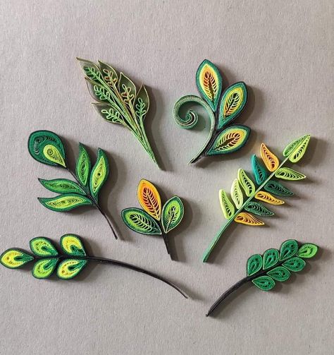 Fall Quilling Ideas, Quilling Ideas Unique, Quilling Leaves, Quilling Patterns Tutorials, Quilling Dolls, Diy Quilling Crafts, Quilling Flower Designs, Paper Quilling Earrings, Paper Quilling Tutorial