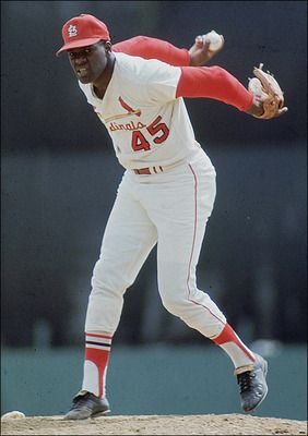 Willie Mays and MLB's 50 Greatest Living Ballplayers - Bob Gibson Cardinals Players, Bob Gibson, St Louis Cardinals Baseball, Willie Mays, Stl Cardinals, Baseball Photos, Cardinals Baseball, Sports Hero, November 9