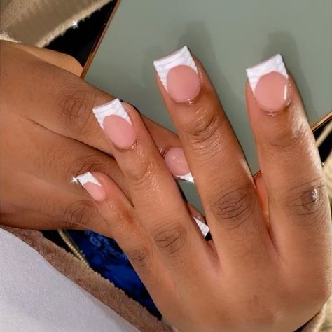 Girls Nail Designs, Graduation Nails, London Nails, Girly Acrylic Nails, Classy Acrylic Nails, Short Square Acrylic Nails, Really Cute Nails, Short Acrylic, Short Nail