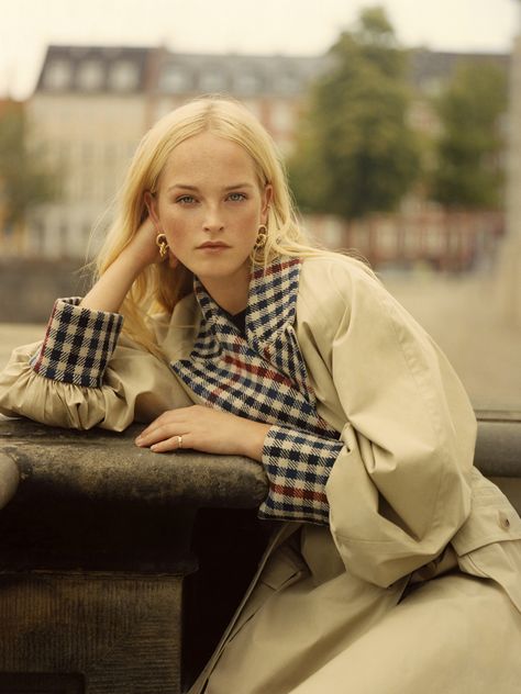 Jean Campbell On Fashion Quentin De Briey, Model Jeans, Fall Outerwear, Grace Elizabeth, Laura Lombardi, The Golden Girls, Golden Girl, Fall Coat, Golden Girls