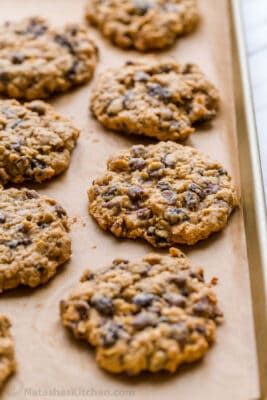 Oatmeal Raisin Cookies Recipe Oatmeal Raisin Cookies Recipe, Raisin Cookies Recipe, Chewy Oatmeal Raisin Cookies, Natashas Kitchen, Make Oatmeal, Apple Nachos, Cookie Recipes Oatmeal Raisin, Oatmeal Raisin Cookies Chewy, Favorite Cookie Recipe