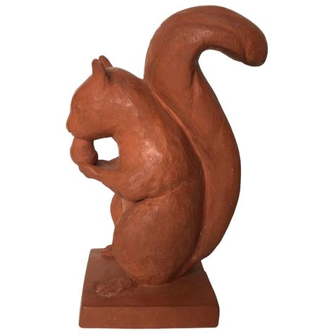 Squirrel Sculpture, Carved Wood Sculpture, American Arts And Crafts, Sculpture Head, American Animals, Wood Cat, Animal Sculpture, American Folk Art, Modern And Antique