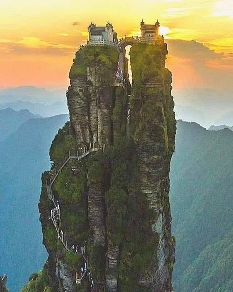 168 Likes, 6 Comments - Our Earth (@ourearth_org) on Instagram: “The Fanjingshan or Mount Fanjing, located in Tongren, Guizhou province, is the highest peak of the…” Monastery Aesthetic, China Temple, Red Clouds, Red Cloud, China Travel, Twin Peaks, Sea Level, The Temple, Mountain Landscape