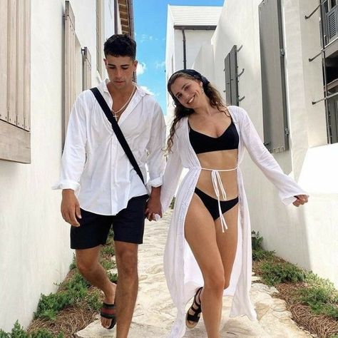 Brooke Bush, Matching Couples Outfits, Couples Outfits, Couple Fits, Date Night Outfits, Fit Couple, Honeymoon Outfits, Beach Fits, Cute Couple Outfits