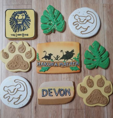 Lion King Cookies, King Cookies, Lion King Hakuna Matata, Roi Lion, Sugar Cookie Designs, Lion Guard, Disney Lion King, Baby Shower Cookies, Cookie Designs