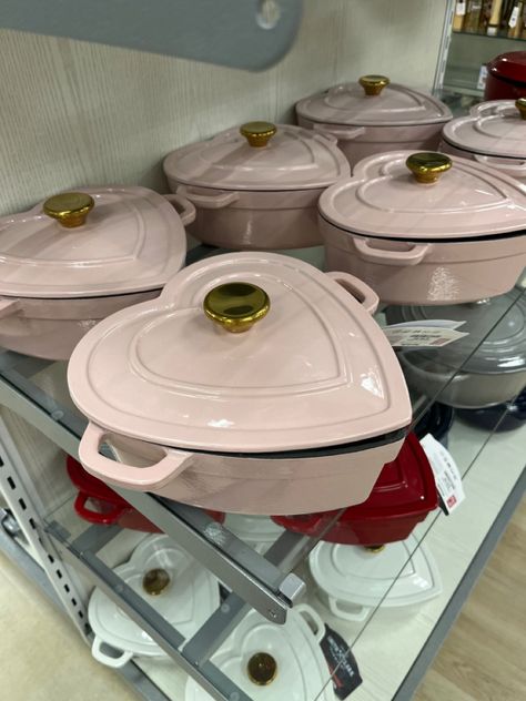 Aesthetic Cooking Supplies, Heart Cooking Pot, Heart Pots And Pans, Kitchen Wear Dishes, Aesthetic Pots And Pans, Heart Kitchen Accessories, Pots And Pans Aesthetic, Kitchen Supplies Aesthetic, Cute Pots And Pans