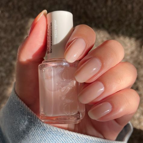 #essie #nailpolish Neutral Essie Nail Polish Shades, Essie Pillow Talk The Talk, Essie Mademoiselle Nail Polish, Essie Nail Polish Swatches, Essie Nude Colors, Essie Nude Nail Polish, Vanilla French Nails, Vanilla Girl Nails, Essie Minimalistic