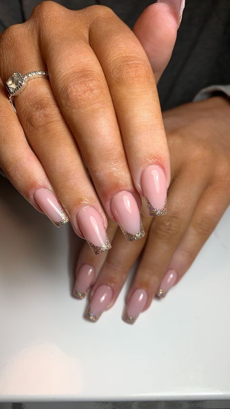 Rose Gold Glitter French Tip Nails, French Tip With Rose Gold, Rose Gold French Manicure, Rose Gold French Tip Nails, Glittery French Tip Nails, Sparkly French Tip Nails, Hot Nail Designs, Glitter French Manicure, French Manicure Nails