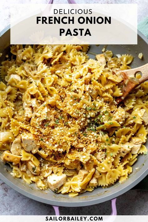 French Onion Pasta is a great savory dish. The onions are cooked to perfection with a deep flavor while everything is cooked in one skillet. 
 via @sailor_bailey Winter Lunch Ideas, Pasta Easy Dinner, French Onion Pasta, Pasta Entrees, Sailor Bailey, Onion Pasta, Easy Healthy Lunch Recipes, Pasta Easy, One Skillet Meals