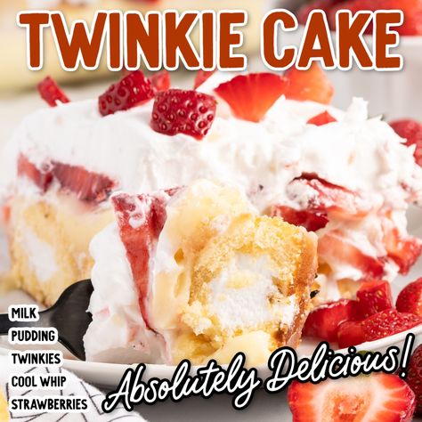 Twinkie Trifle, Twinkie Bread Pudding, Strawberry Twinkie Cake Recipe, Twinkie Birthday Cake, Twinkie Cake Recipe Simple, Twinkie Cream Filling Recipe, Twinkie Cake Recipe, Hostess Twinkie Cake, Twinkie Desserts