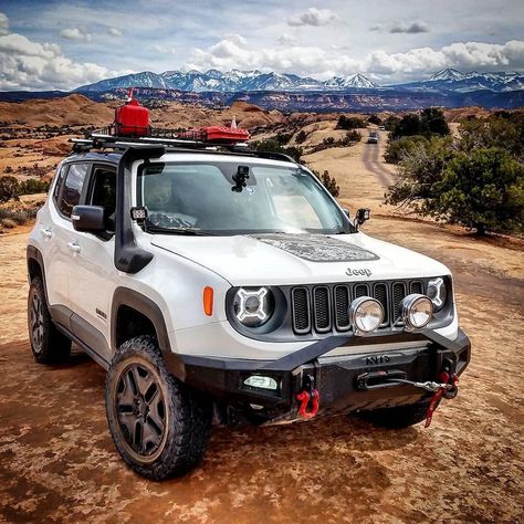 Jeep Renegade 2017, Jeep Trailhawk, Jeep Renegade Trailhawk, Jeep Gear, Blue Jeep, Renault Duster, Road Trip Adventure, Overland Vehicles, Jeep 4x4