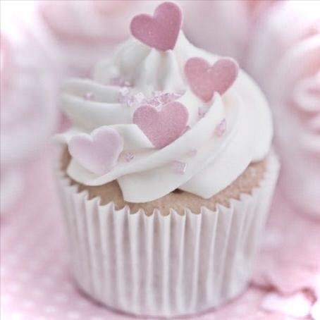 Coquette Pastries, Pink Snacks, Light Feminine, Pastel Birthday, Pink Frosting, Pink Coquette, Pink Cupcakes, Cute Cupcakes, Pink Girly Things