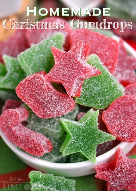 These Homemade Gumdrops are the perfect treat to make for friends and family during the holidays! Made with just a handful of ingredients - including applesauce - these gumdrops are sure to become a holiday tradition! A Christmas favorite with our family! // Mom On Timeout #Christmas #candy #recipe #gumdrop Christmas Gumdrops, Homemade Gumdrops, Gumdrop Recipe, Best Christmas Candy, Home Made Christmas, Easy Dessert Recipes Christmas, Christmas Candy Homemade, Mom On Timeout, Easy Candy Recipes