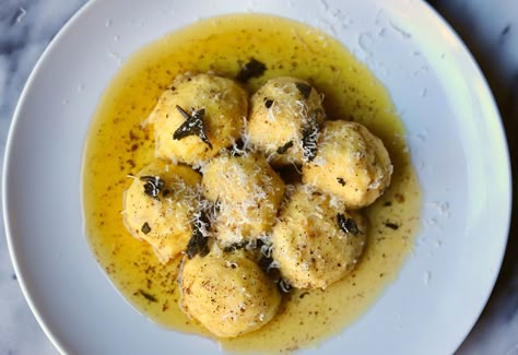 Gnudi Recipe, Italian Gnocchi, Boiled Spinach, Italian Sauce, Italian Dinner, Pasta Sauce Recipes, Taste Test, Italian Cooking, Taste Testing