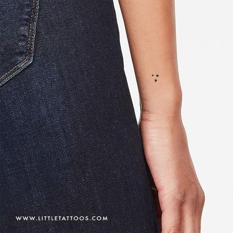 Harry Potter Star Tattoo, Bumble Bee Tattoo, Finger Tats, Harry Potter Tattoos, Star Tattoo, Bee Tattoo, Matching Tattoo, Three Star, Harry Potter Books