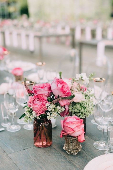 One of the most important ways to reinterpret what inspires you is to look into your own budget. You may or may not know how much another couple spent on certain details of their wedding, but you do know how much you have to spend. The easiest way to take a realistic approach to your décor is scale. | Image by Emily Delamater #floraldesign #weddingplanning #weddingplanningtips #weddingplanningadvice #weddingbudget #budget #weddingdecor #tablescape Party Orderves, Wedding Color Palette Pink, Wedding Couple Table Decor, Wedding Couple Table Decoration, Pink Wedding Color Palette, Wedding Table Decorations Pink, Pink Wedding Palette, Pink Wedding Color Scheme, Tropical Locations