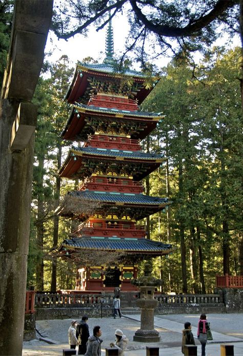 Toshogu Shrine, Nikko Japan, Japanese Village, Pasta Party, Japanese Temple, Asian Architecture, Japan Culture, Ancient City, Japanese Architecture