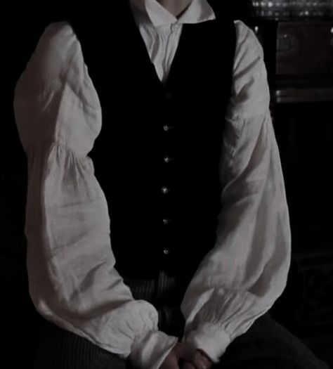 Victorian Male, Victorian Doctor, Aesthetics Edits, Goth Male, Goth Academia, Gothic Academia, Victorian Vampire, Vampire Clothes, Professional Dancer