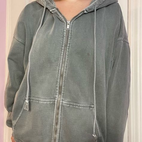 Brandy Melville Christy Hoodie Sage Green Oversized Sweatshirt Hood and pockets Christy Hoodie Brandy Melville, Brandy Melville Christy Hoodie, Christy Hoodie, Brandy Melville Jacket, Greyish Green, Silky Dress, Oversized Sweatshirt, Brandy Melville, Winter Coat