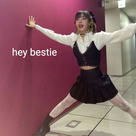 hey bestie!!!! (idk/I forgot her name I'm so sorry 😭) Kpop Sorry Meme, Im Sorry Meme, Sorry Text, Funny Text Pictures, Hey Bestie, Filipino Funny, I'm So Sorry, Send Help, Funny Kpop Memes