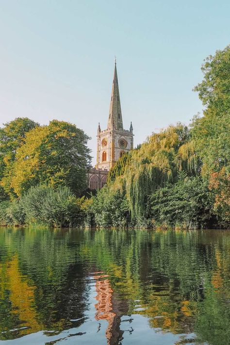 10 Best Things To Do In Stratford-upon-Avon Stratford Upon Avon England, Stratford Upon Avon Aesthetic, Uk Landmarks, Toxic Motivation, Nordic Village, Uk Places, Study In London, Cotswolds England, Uk Trip