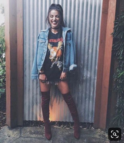 Brown over the knee boots black oversized tshirt dress band tshirt jean jacket Band Tshirt Outfit, Oversized Jean Jacket Outfit, Party Outfit College, Tshirt Dress Outfit, Oversize Tshirt Outfits, Bota Over, Southern Outfits, Jean Jacket Outfits, Rock N’roll