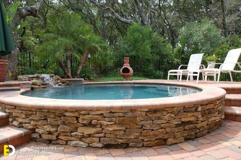 35 Lovely Small Swimming Pool Design Ideas To Get Natural Accent | Engineering Discoveries Spool Pool, Small Swimming Pool, Underground Pool, Small Swimming Pools, Stock Tank Pool, Tank Pool, Above Ground Pool Landscaping, Small Pool Design, Above Ground Pool Decks