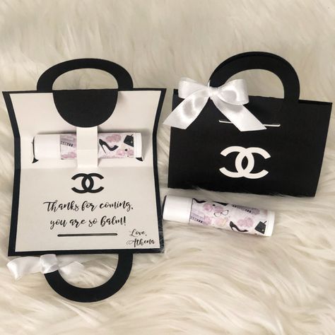 Chanel Party Favors, Chanel Gift Bags, Chanel Bridal Shower Theme, Chanel Birthday Party Decoration, Chanel Lip Balm, Chanel Bridal Shower, Chanel Birthday Party, Diy Eid Gifts, Chanel Birthday