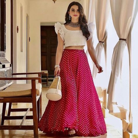 Indian Skirt And Top, Organza Ruffle Top, Onam Outfits, Long Skirt And Top, Simple Lehenga, Indian Skirt, Long Skirt Outfits, Long Gown Dress, Long Dress Design