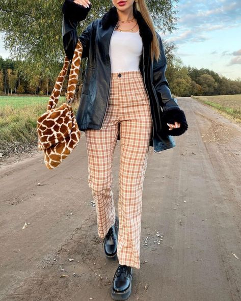 1461 Bex Dr Martens, 1461 Bex Dr Martens Outfit, 1461 Dr Martens Outfit, 1461 Dr Martens, Martens Outfit, Dr Martens Outfit, Outfit Pants, Shopping App, Pants Outfit