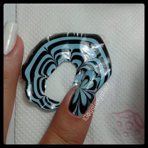 water marbling made into a decal                                                                                                                                                                                 More Water Decal Nail Art, Nail Tricks, Marble Nails Tutorial, Water Marble Nail Art, Nail Decals Diy, American Nails, Water Marble Nails, Water Nails, Water Marbling