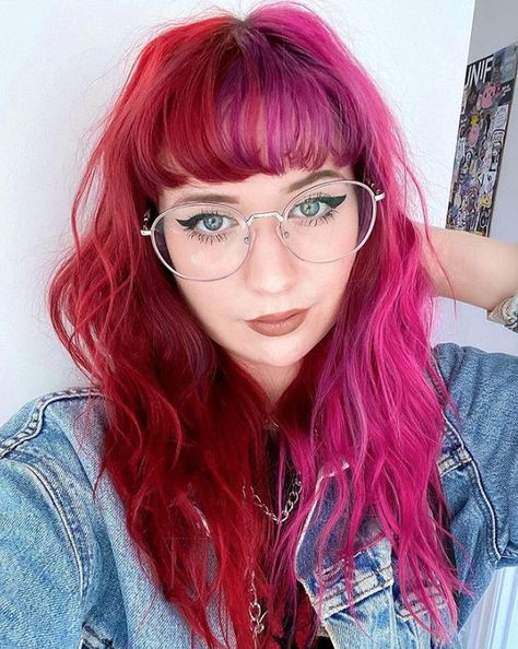 Red And Pink Hair, Red Pink Hair, Red Hairstyles, Split Dye, Grey Hair Dye, Split Dyed Hair, Pink Hair Dye, Red Hair Inspo, Cute Hair Colors