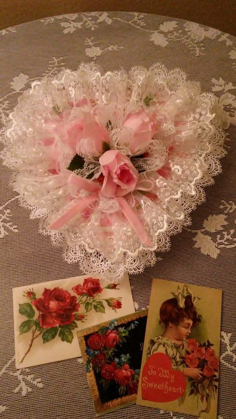 Pink Carousel, Cowboy Valentines, Pink Crafts, Happy Hearts Day, Valentine Day Boxes, Box Of Chocolates, Vintage Valentine Cards, Vintage Valentine, My Funny Valentine