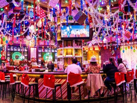 Pop-up bars bring holiday cheer in the Triangle Holiday Pop Up Bar, Christmas Pop Up Bar, Christmas Cafe, Holiday Bar, Pop Up Bar, Christmas Experiences, Gingerbread House Decorations, Holiday Pops, Christmas Pops