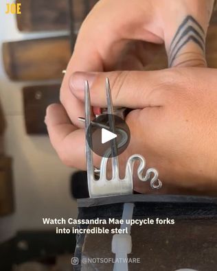 965K views · 32K reactions | Fork Jewellery | From the kitchen to the jewellery box 💍 | By JOE.co.ukFacebook Silverwear Jewelry, Sellable Art, Silverware Bracelets, Flatware Crafts, Fork Art, Cutlery Art, Fork Jewelry, Fork Bracelet, Spoon Crafts