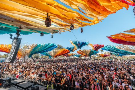 Music Festival Stage Design, Festival Stage Design, Music Festival Decor, Music Festival Stage, Fabric Mushrooms, Coachella Stage, Lab Image, Fog Machines, Geometric Volume