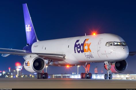 Airline: Federal Express (FedEx) Registration: N903FD Aircraft Variant/Customer Code: Boeing 757-2B7(SF) (Special Freighter) Aircraft Name: Makayla Location: Amsterdam Schipol International Airport Boeing 757, Cargo Aircraft, Air Photo, Boeing 747 200, Air Cargo, Deck Photos, Super Luxury Cars, Flight Deck, Disney World Vacation