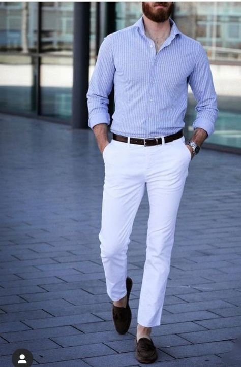 White Trousers Outfit, Mens White Trousers, Fashion Models Men, Trousers Outfit, Mens Smart Casual Outfits, Smart Casual Menswear, Slim Fit Suit Men, Formal Men Outfit, Mens Casual Outfits Summer