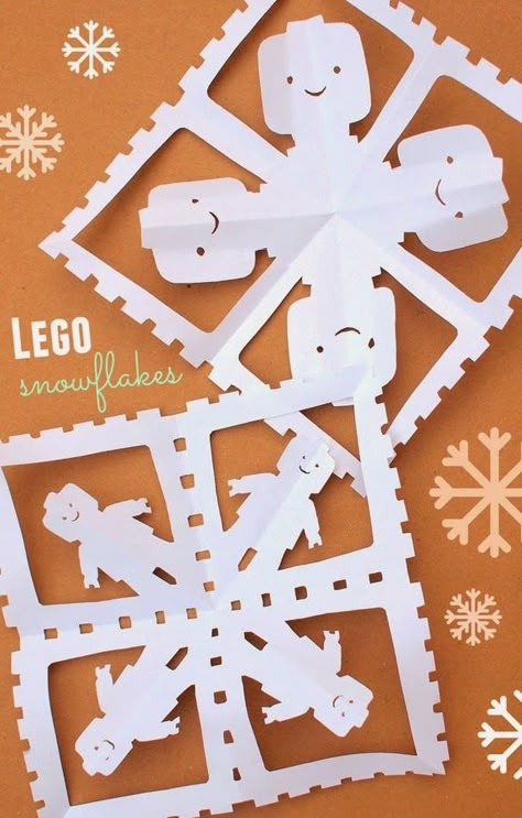 Lego Snowflakes- Easy and fun! Lego Hacks, Lego Club, Snowflake Patterns, Lego Christmas, Lego Craft, Lego Inspiration, Lego Storage, Lego Birthday, Lego Lego