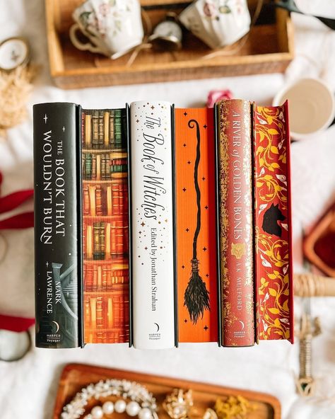 All Posts • Instagram Cozy Romance, Books Cozy, Special Edition Books, Autumn Books, Fall Reading List, Cozy Books, Hygge Book, Fall Mood Board, Reading Aesthetic