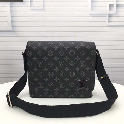 Louis Vuitton Bag Men, Luxury Crossbody Bag Men, Louis Vuitton Belt Outfit Mens, Louis Vuitton Sling Bag Men, Lv Man Bag, Lv Messenger Bag Men, Louis Vuitton Messenger Bag, Louis Vuitton Crossbody Bag, Snap Bag