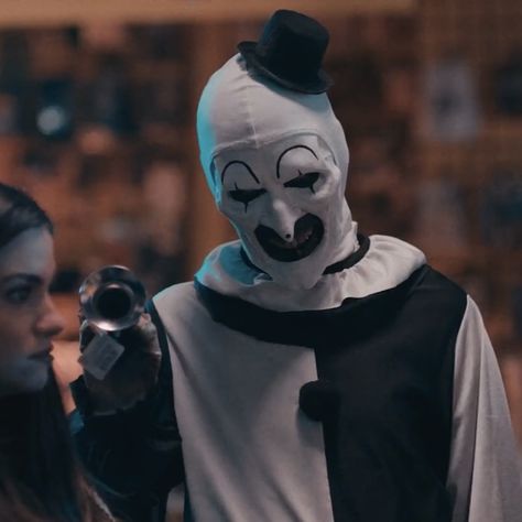 Terrifier Fanart, Terrifier Wallpaper, Clown Wallpaper, Terrifier 3, Famous Wallpaper, Clown Drawing, Clown Outfit, Clown Movie, Art The Clown