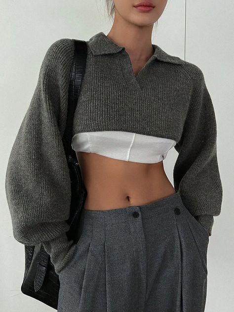 Dazy-Less Solid Raglan Sleeve Crop Sweater Without Tube TopI discovered amazing products on SHEIN.com, come check them out! Extreme Cropped Sweater, Crop Top Manga Larga, Sleeve Crop Sweater, Grey Sweater Outfit, Tomboy Femme, 75 Hard, Crop Pullover, College Fits, Grey Crop Top