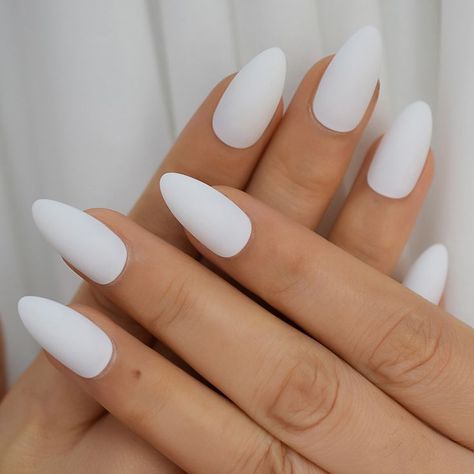 almond fake false nails Matte Almond Nails, Matte White Nails, White Almond Nails, Matte Acrylic Nails, White Coffin Nails, Solid Color Nails, Long Stiletto, Nails Matte, Sassy Nails