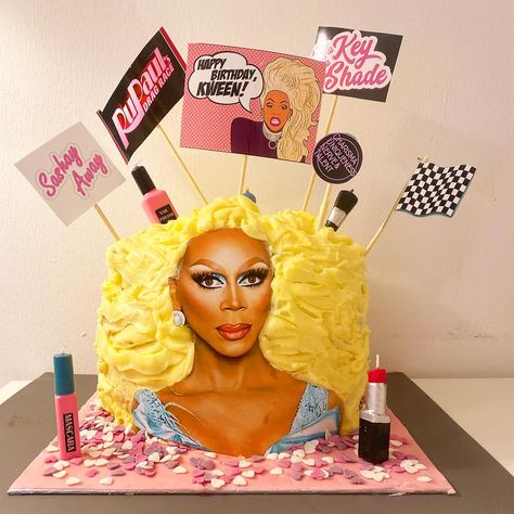 Rupaul Drag Race Birthday Party, Drag Race Birthday Party, Queen Birthday Party, 25th Birthday Parties, Race Party, 30th Bday, Queen Birthday, Watch Party, 25th Birthday