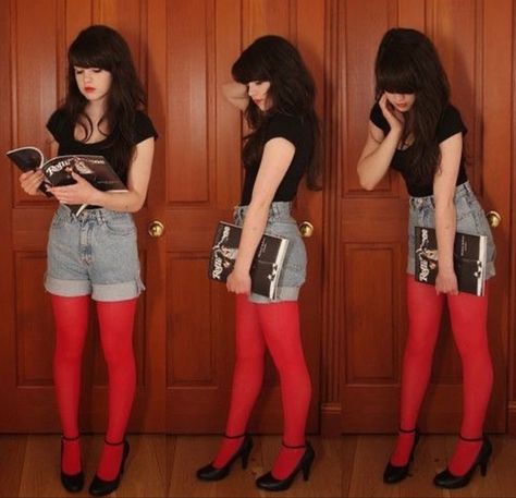 Outfits With Red Leggings, Shorts With Leggings Outfit, Fun Tights Outfit, Red Tights Aesthetic, Pink Tights Outfit, Tights Under Shorts, Shorts With Tights Outfit, Colorful Tights Outfit, Shorts And Tights Outfit