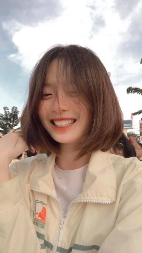 Debbie Balboa, Short Hair Korea, Korean Haircut, Short Hair Tomboy, Short Dark Hair, Korean Short Hair, Asian Short Hair, Hair Inspiration Short, Inspo Pics